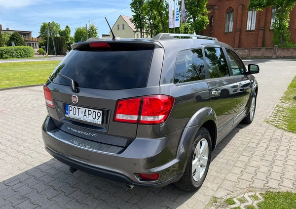 Fiat Freemont cena 53500 przebieg: 198900, rok produkcji 2014 z Radziejów małe 137